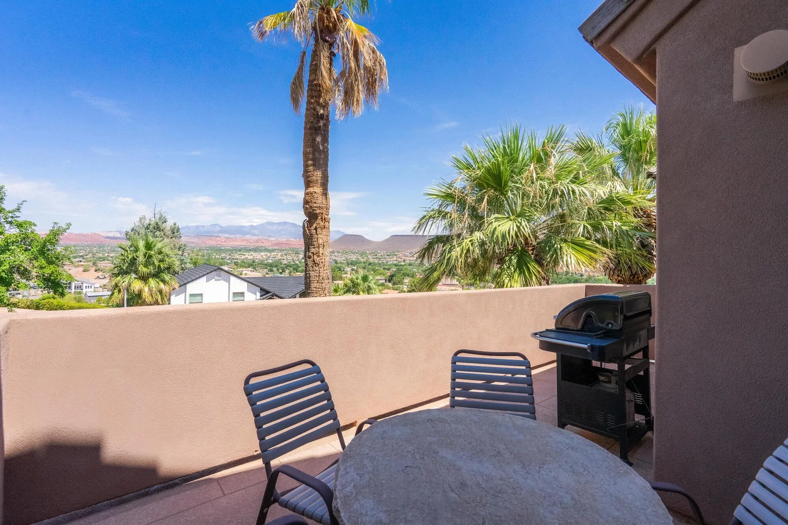 Private deck with views of St. George and the red cliffs of Snow Canyon